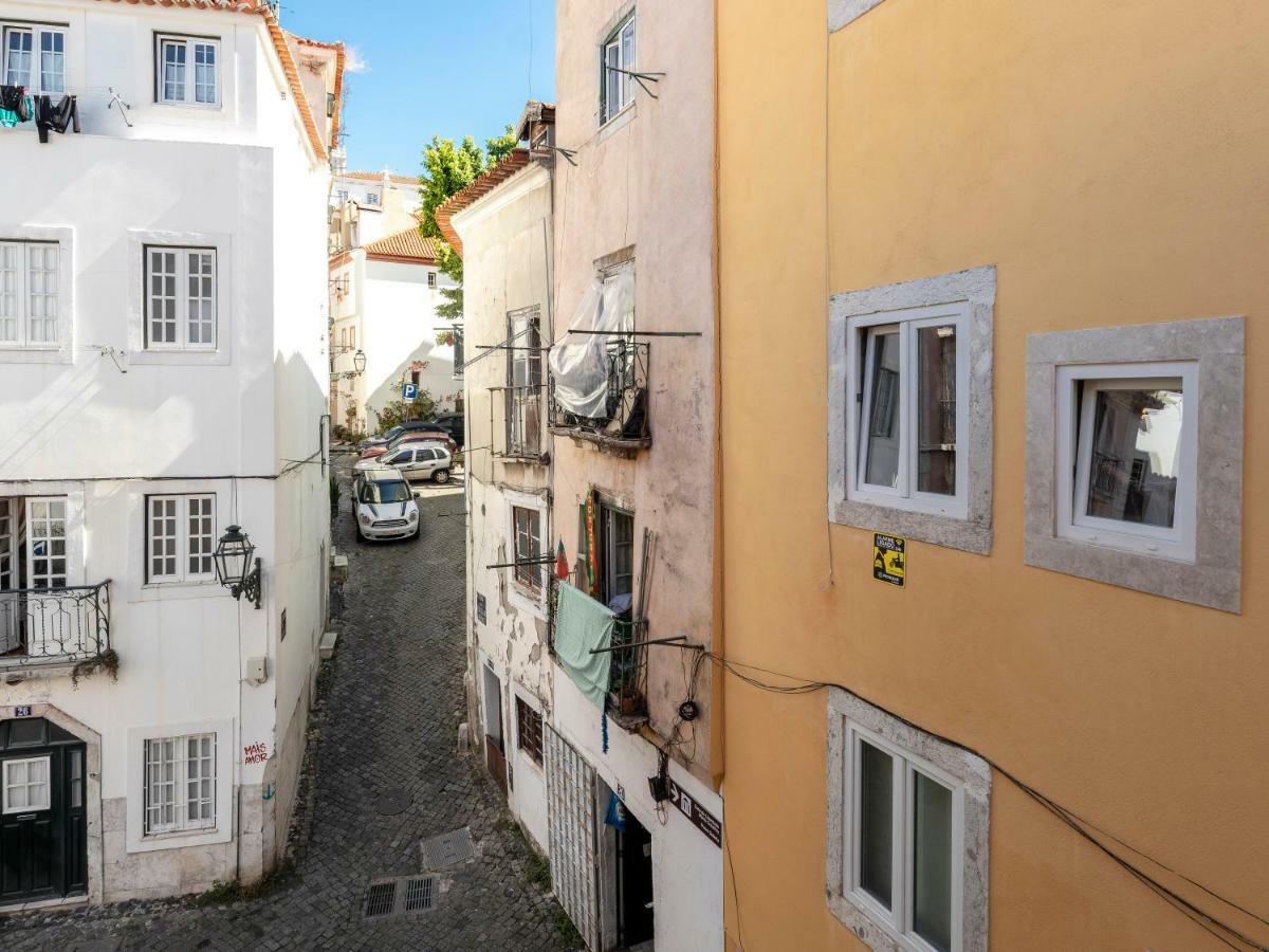 Lisbon Alfama Street View Apartment Екстериор снимка