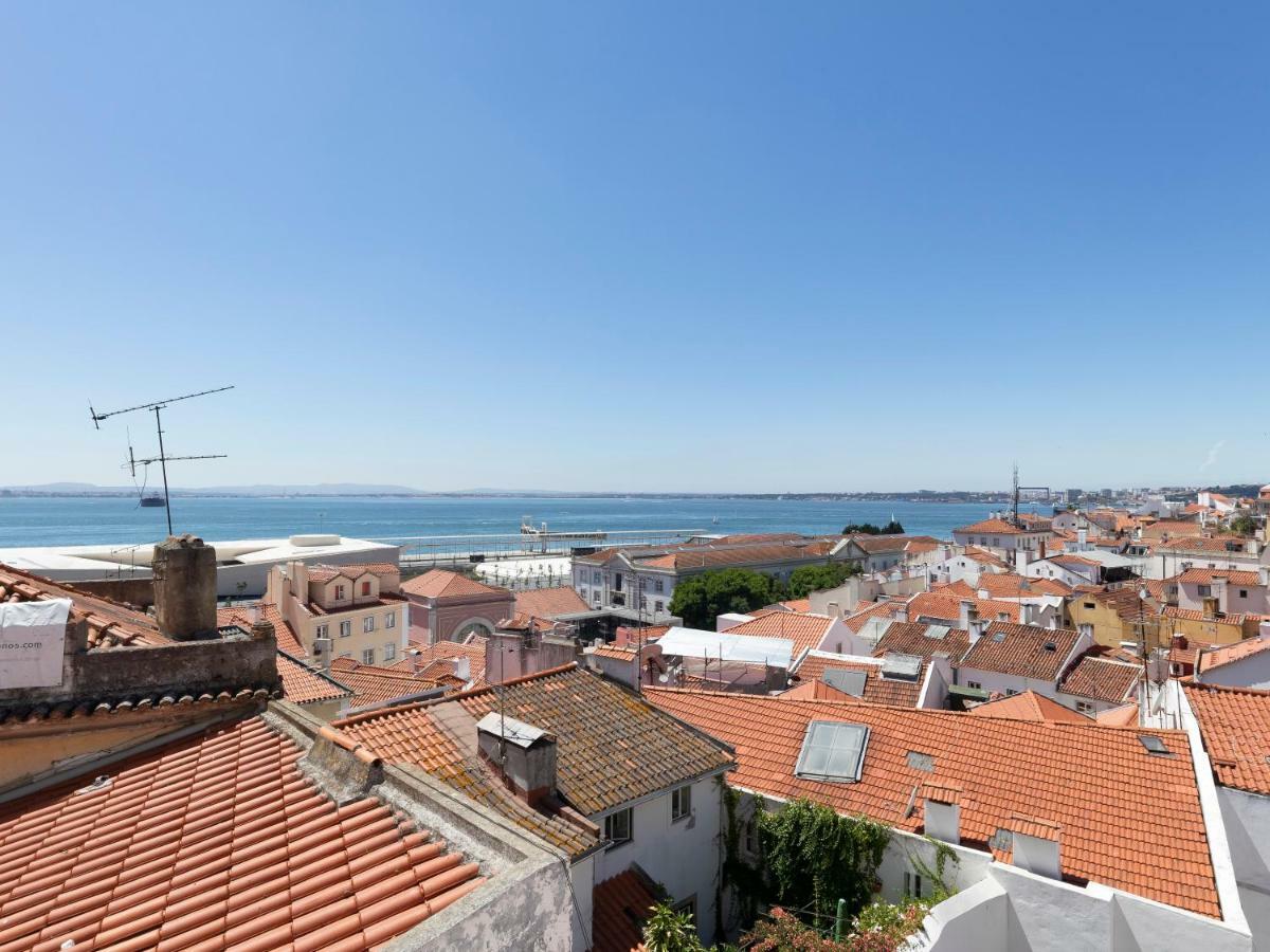 Lisbon Alfama Street View Apartment Екстериор снимка